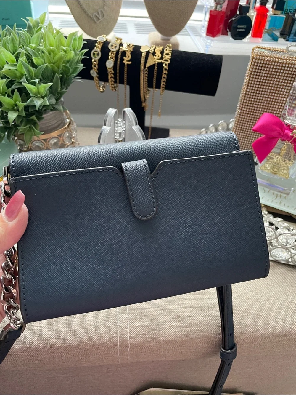 ✨ Michael Kors Jet Set Travel Phone Crossbody Bag NAVY BLUE✨Like new